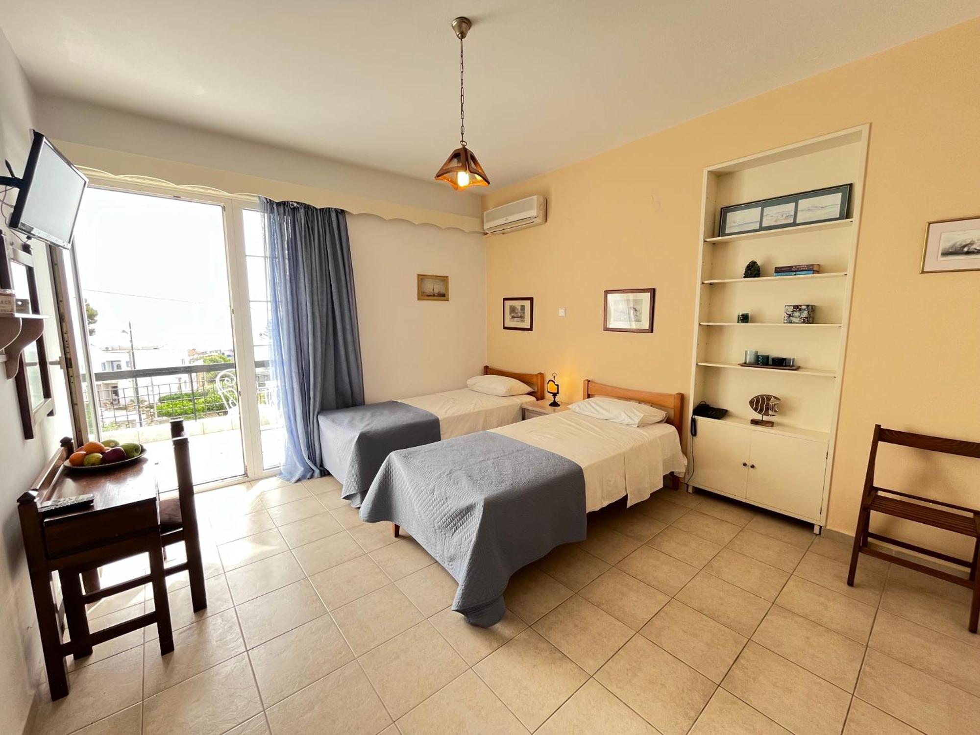 Hotel Elena Alinda  Buitenkant foto