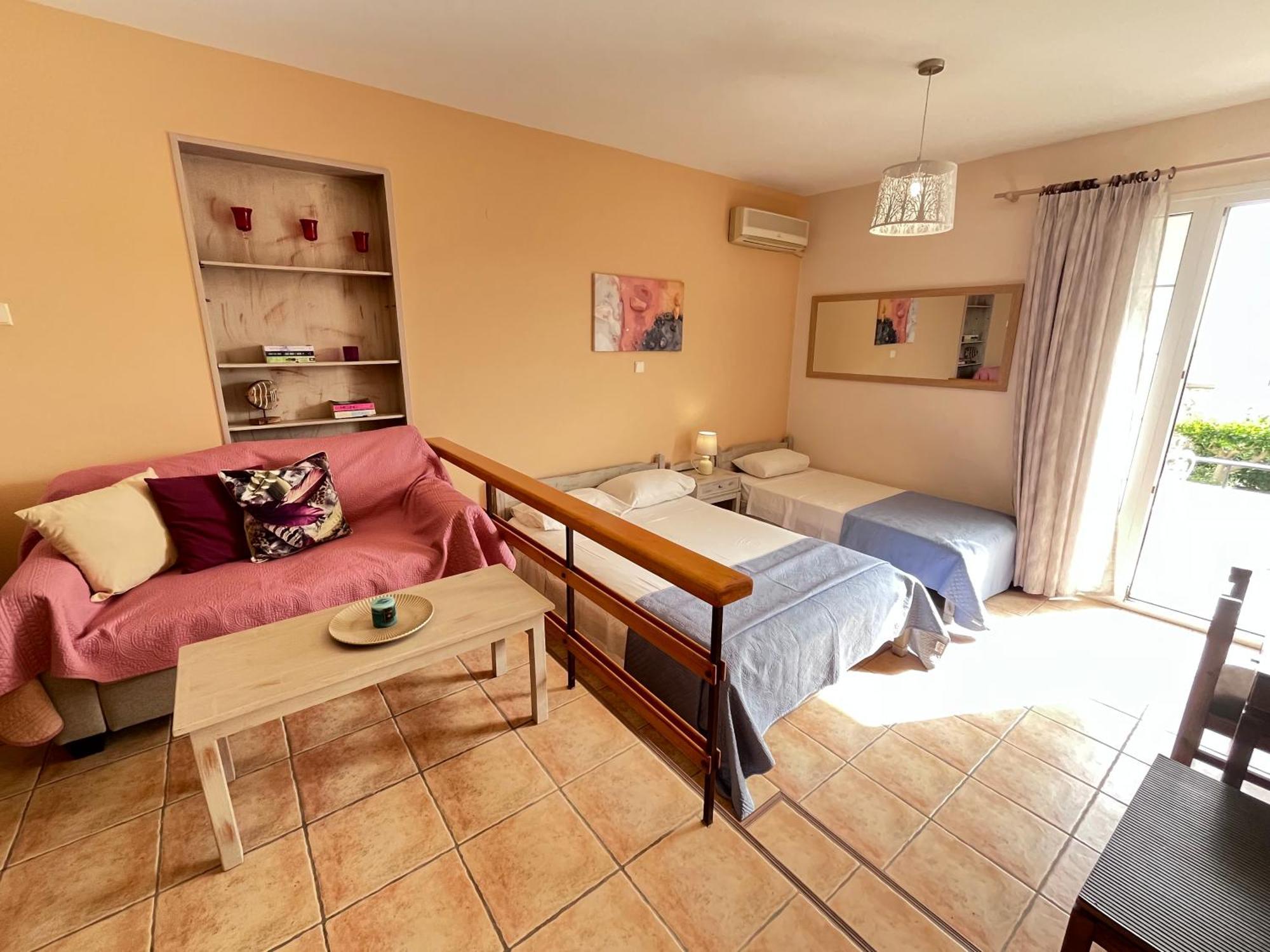 Hotel Elena Alinda  Buitenkant foto