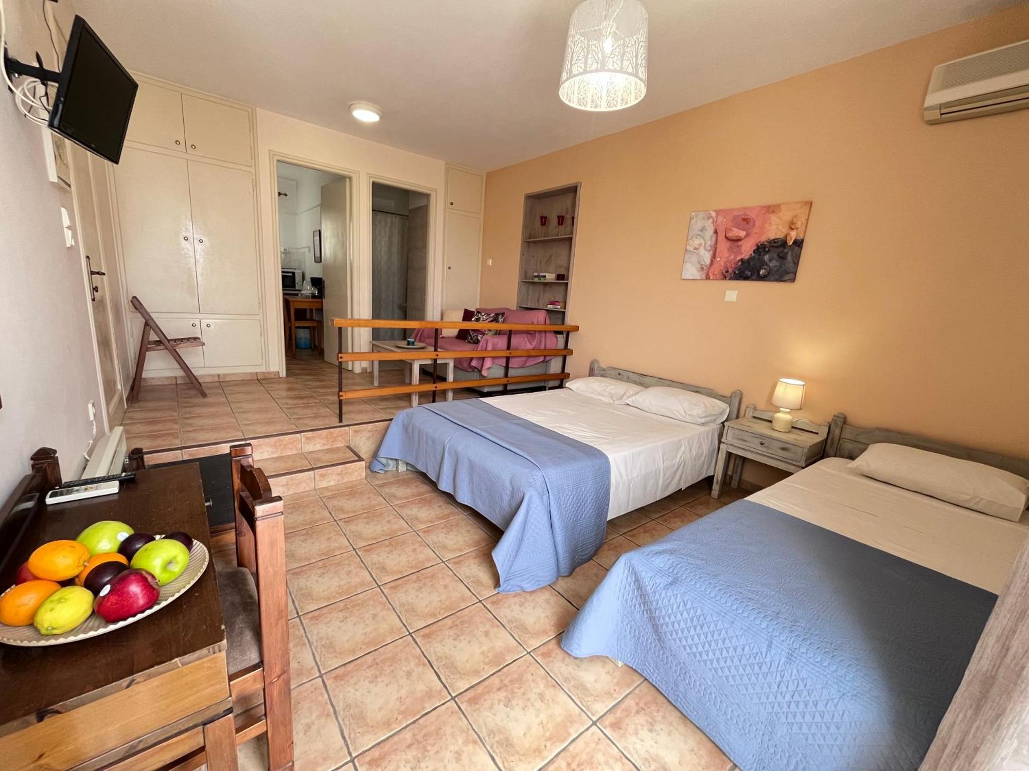 Hotel Elena Alinda  Buitenkant foto