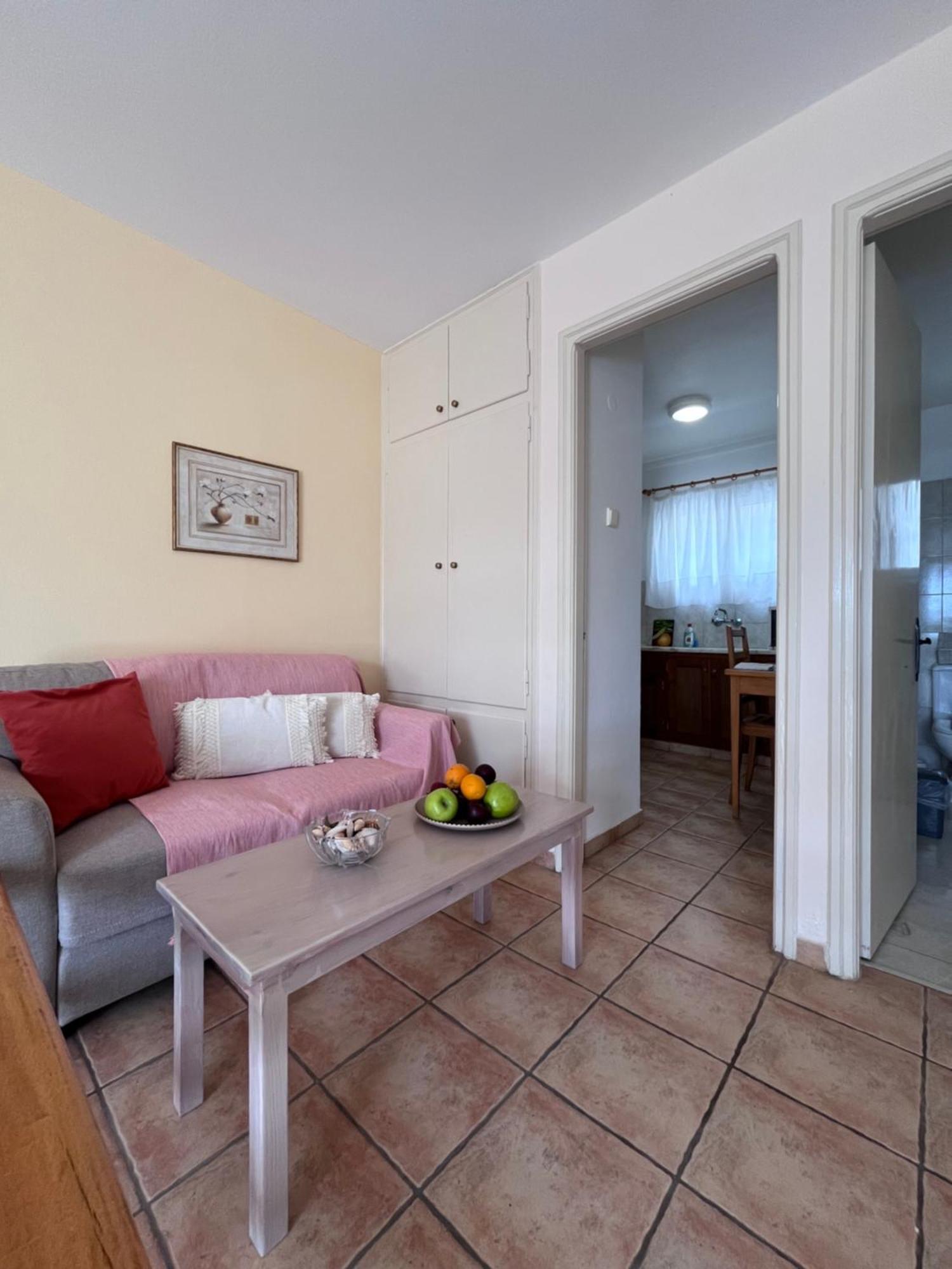 Hotel Elena Alinda  Buitenkant foto